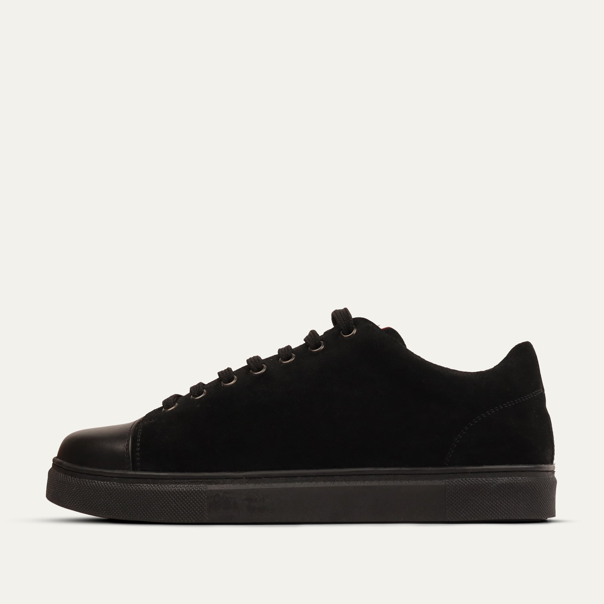 Levano - Men's Black Sneaker