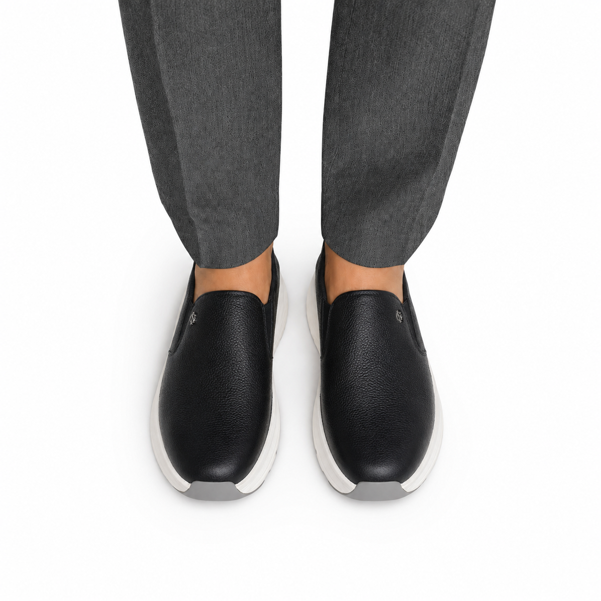 Clark - Men's Black Milled Leather Sneaker