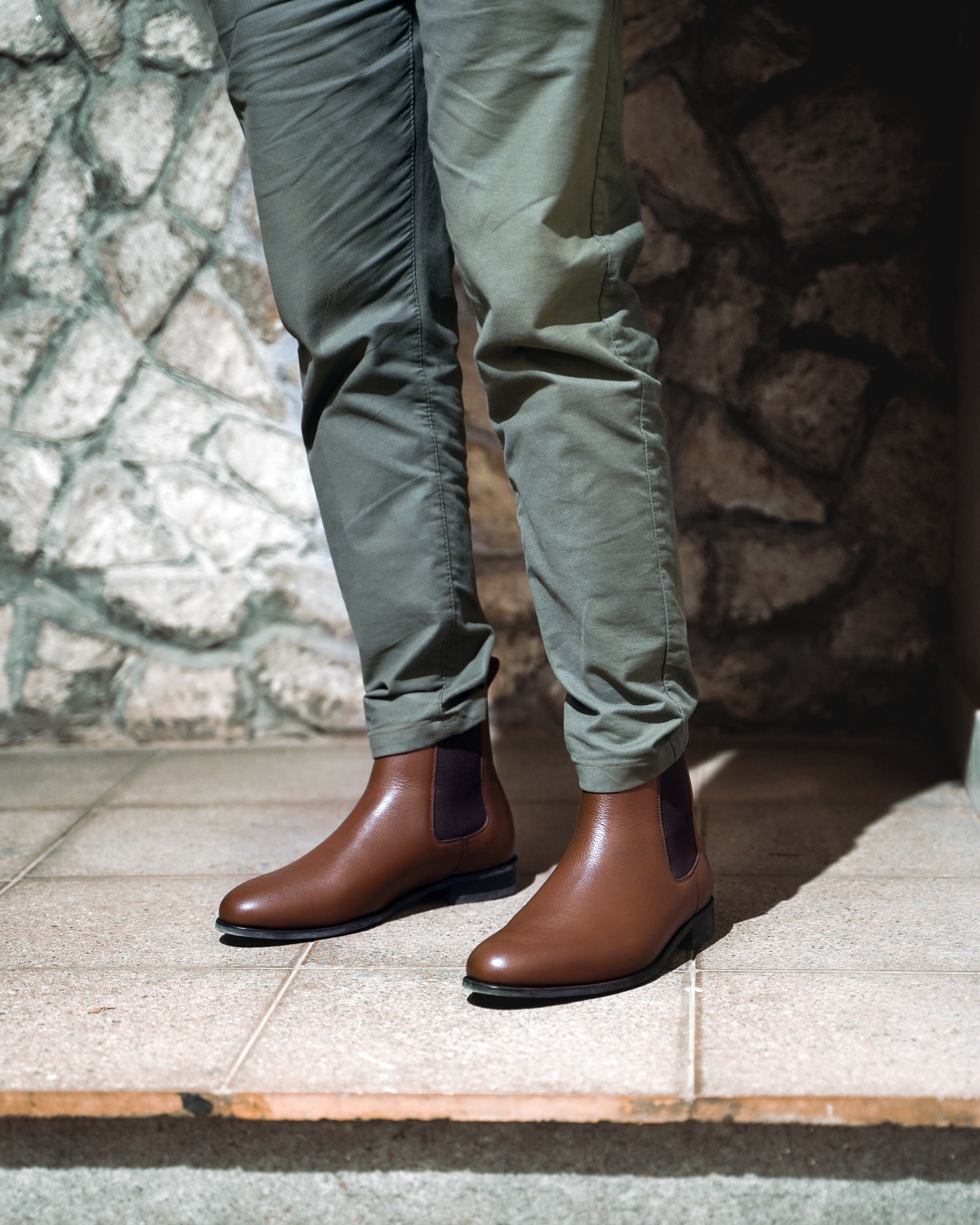 Mellow - Men's Brown Pebble Grain Chelsea Boot