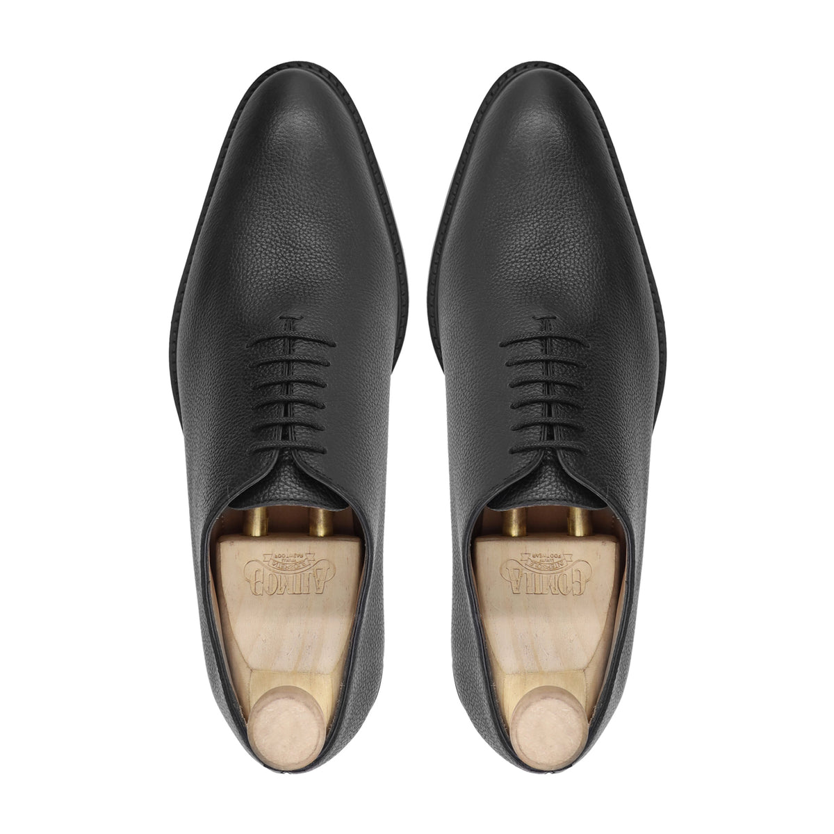 Luja - Men's Black Pebble Grain Wholecut Shoe