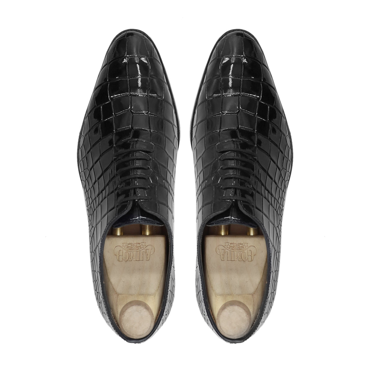 Sarat - Men's Black Patent Leather Wholecut Shoe