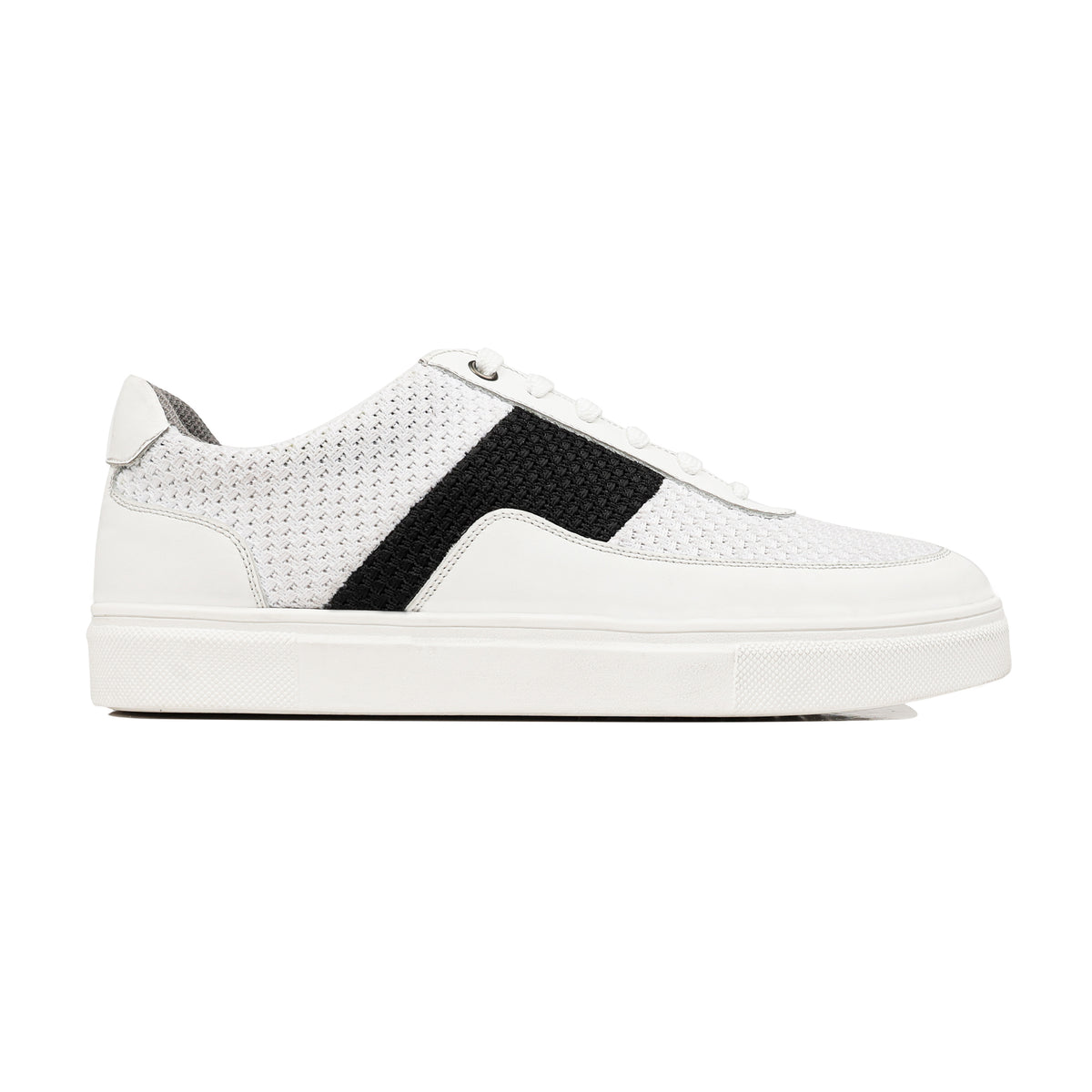 Kinetix - Men's White and Black Sneaker