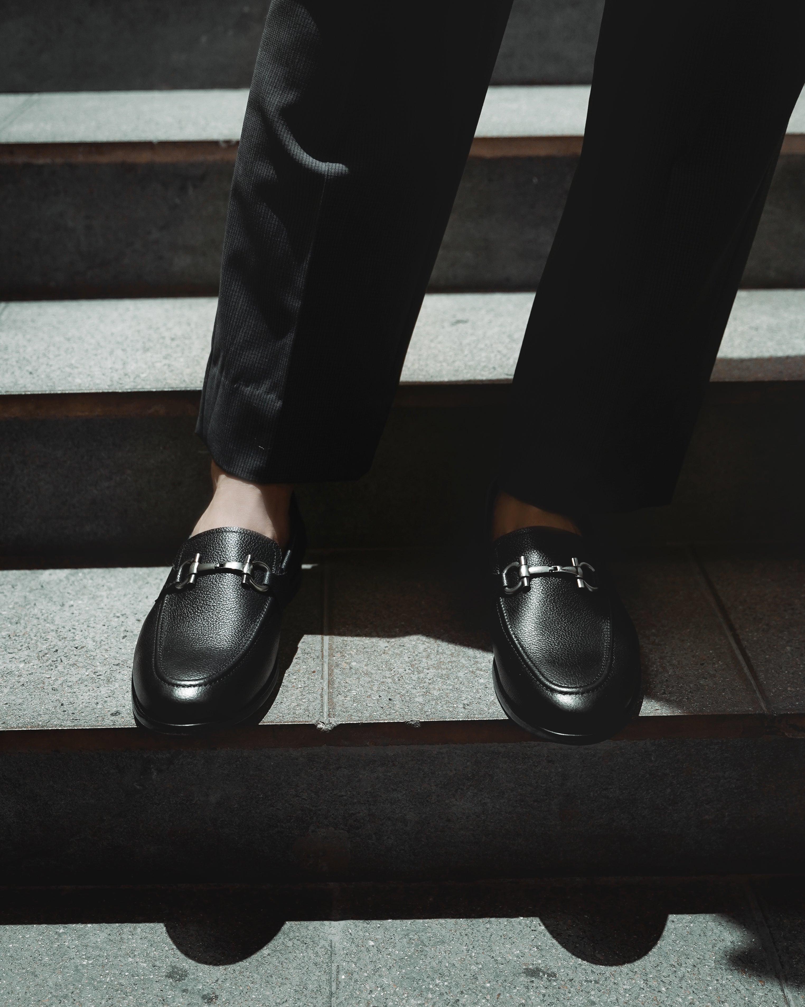 Bucharest - Men's Black Pebble Grain Leather Loafer