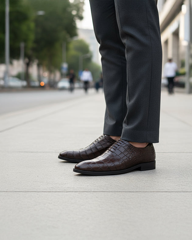 Elvano - Men's Dark Brown Calf Leather Wholecut Shoe