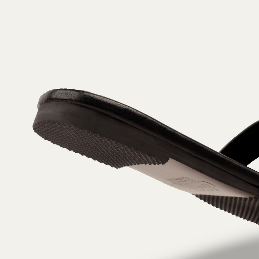 Sienna - Women's Black Slipper