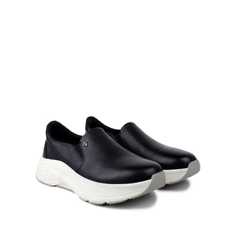 Clark - Men's Black Milled Leather Sneaker
