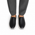 Clark - Men's Black Milled Leather Sneaker