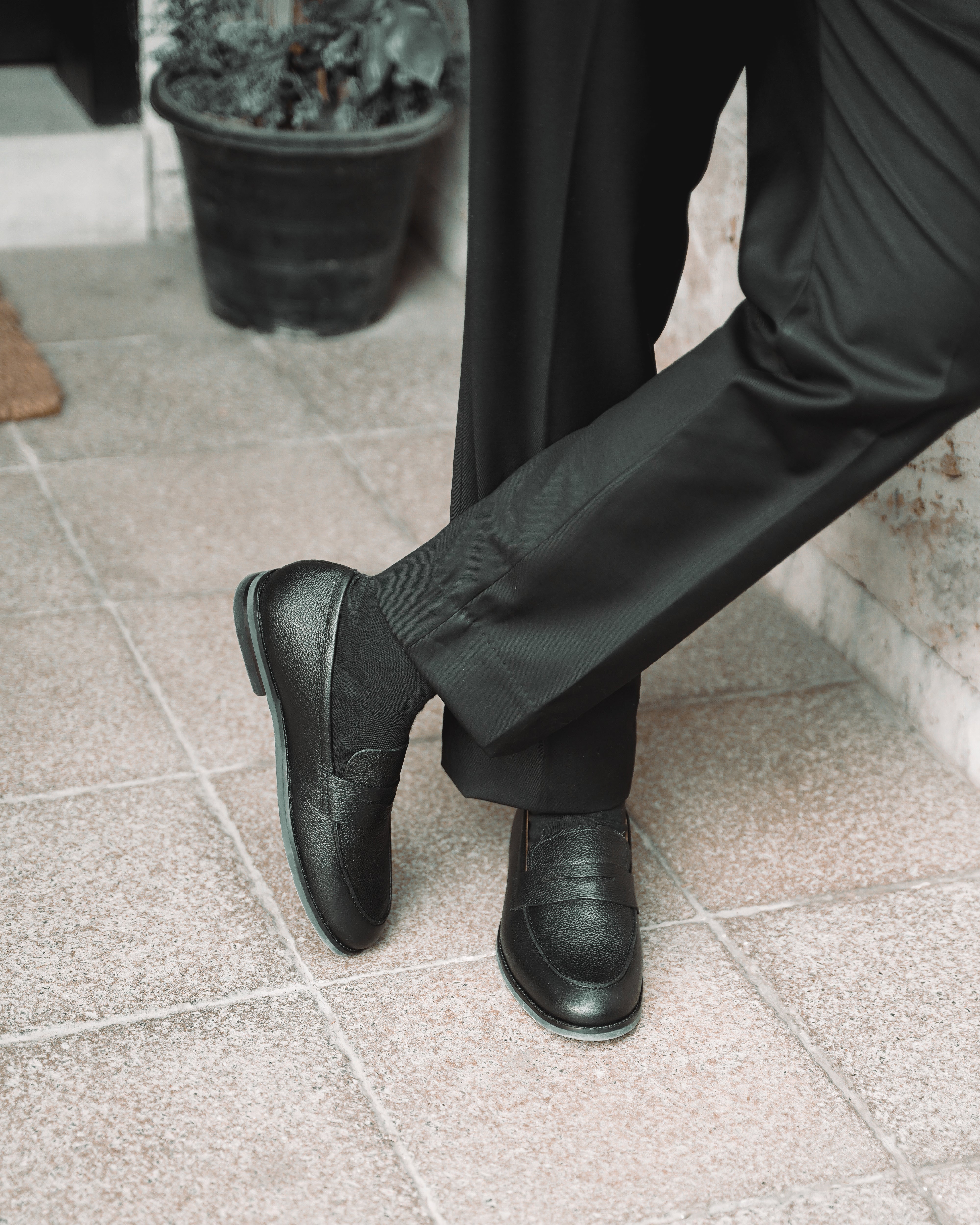 Smeaton - Men's Black Pebble Grain Leather Loafer