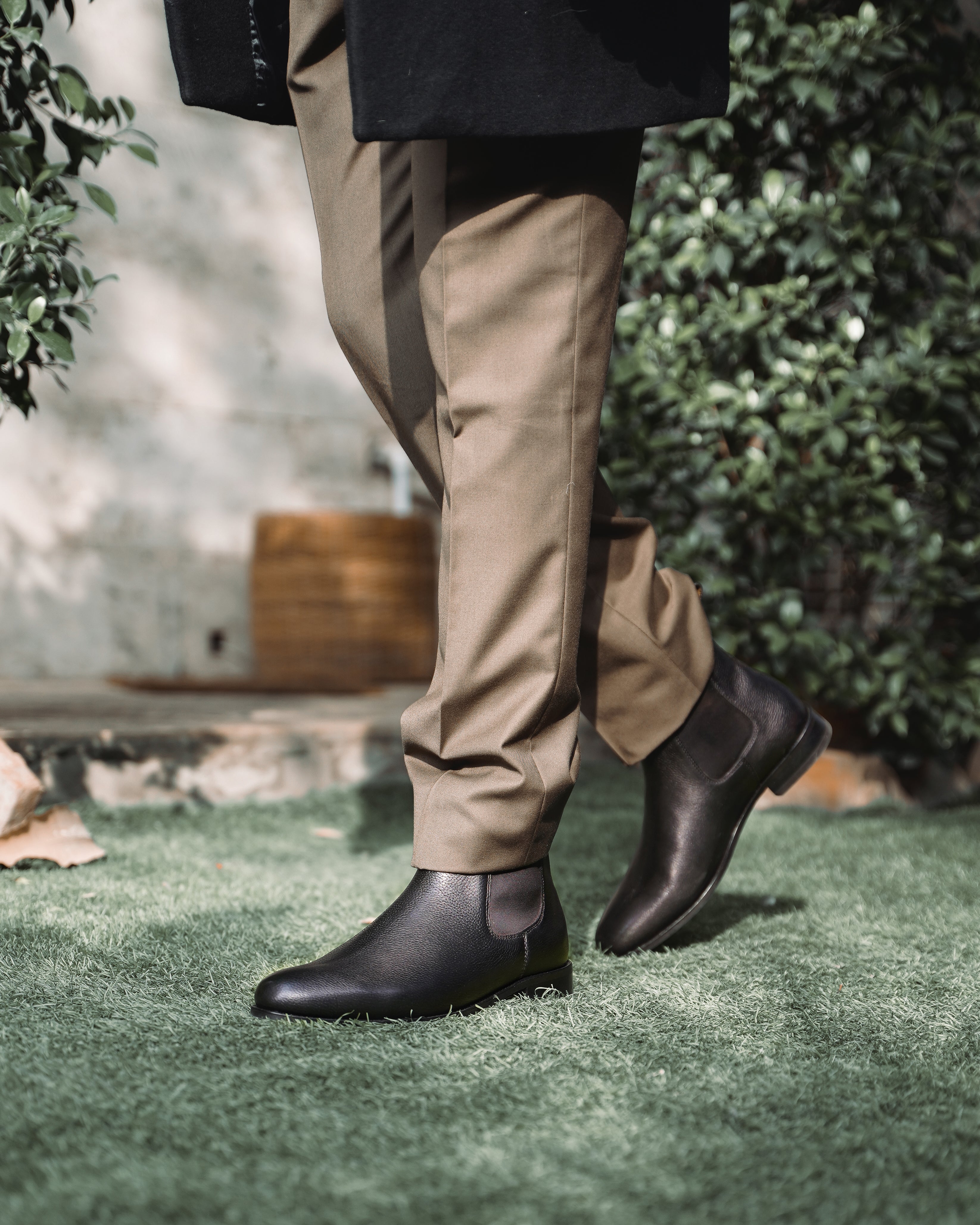 Camellia - Men's Black Pebble Grain Leather Chelsea Boot