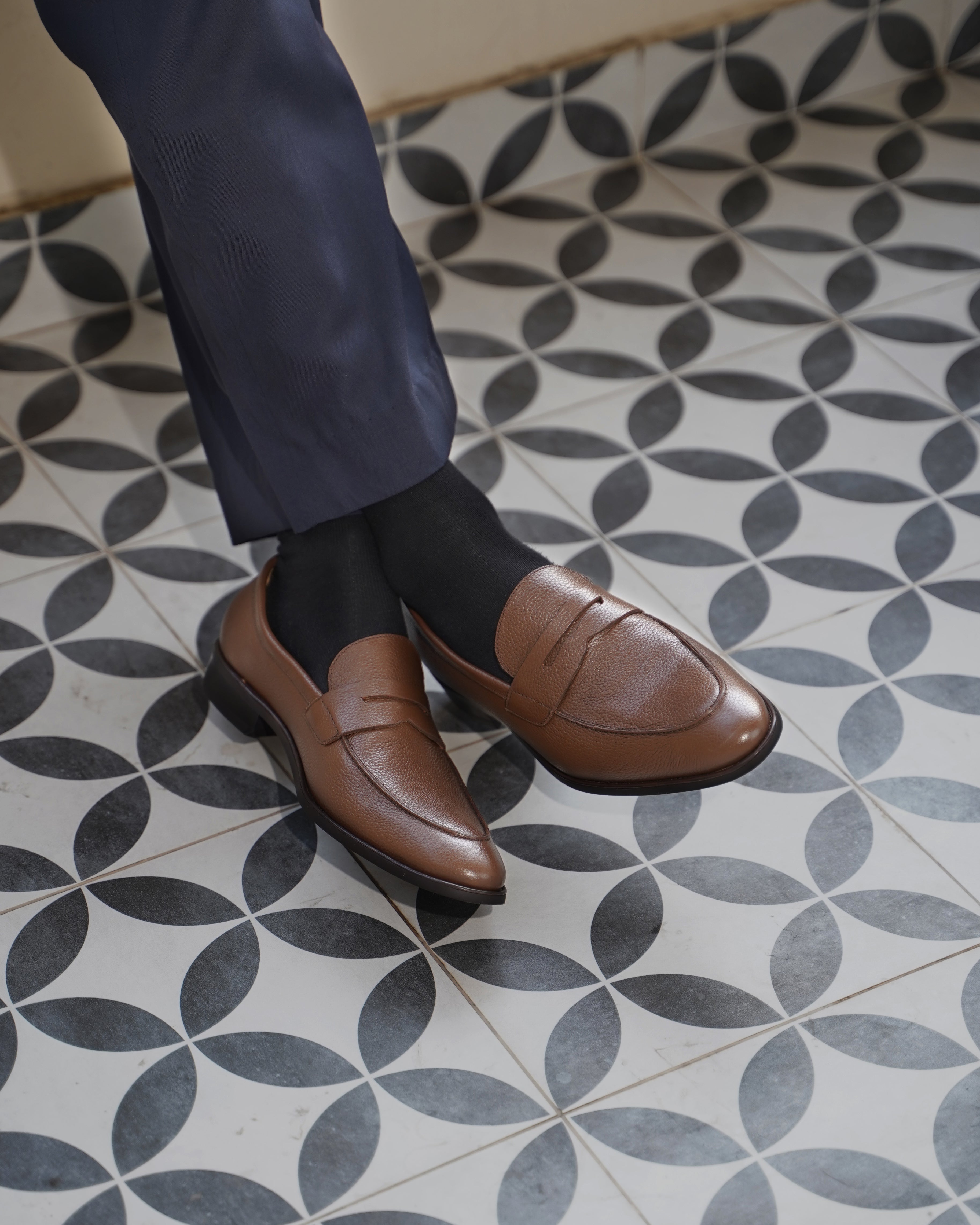 Campania - Men's Brown Pebble Grain Leather Loafer