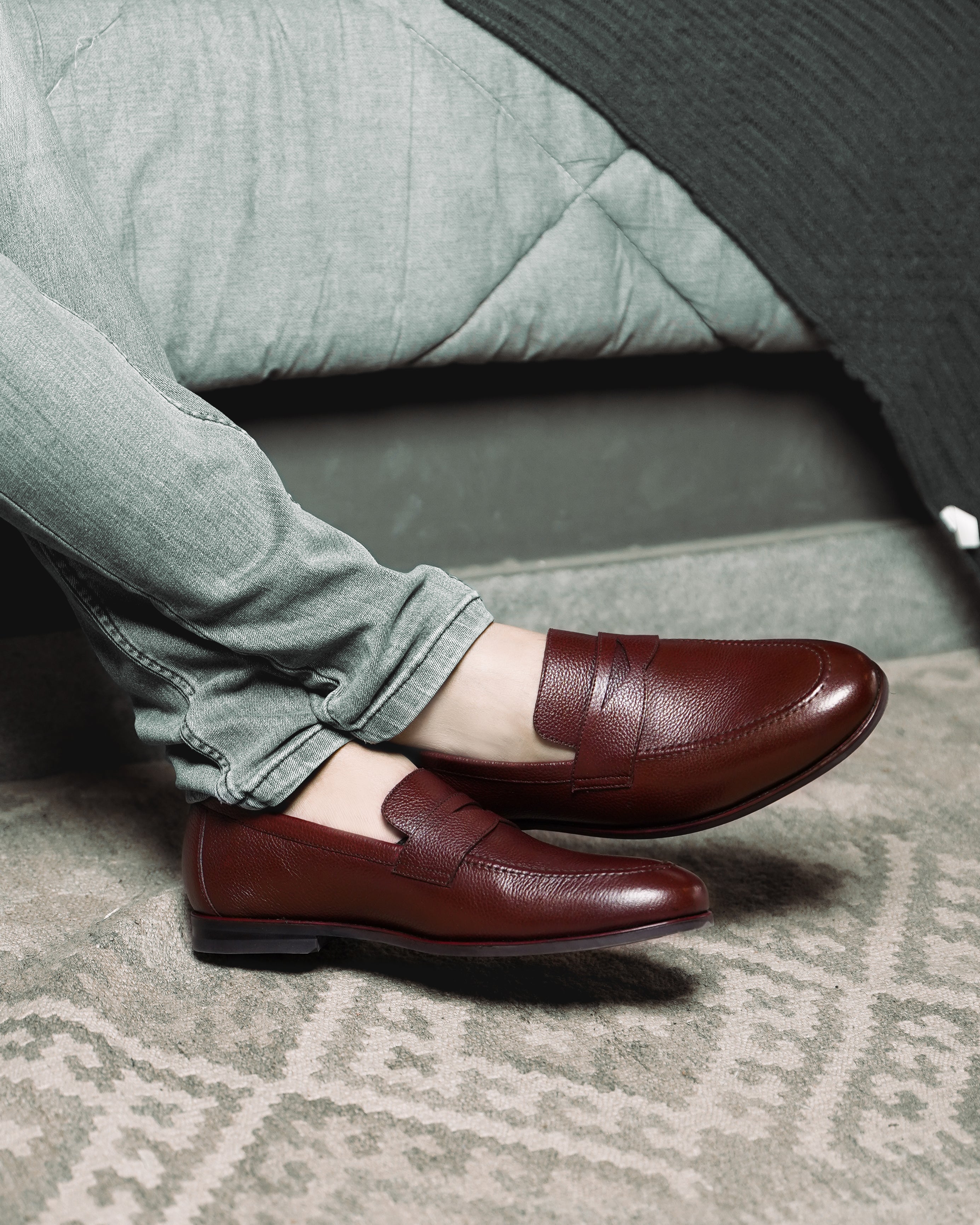 Barq - Men's Oxblood Pebble Grain Leather Loafer