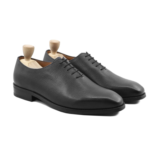 Tromso - Men's Black Pebble Grain Leather Wholecut Shoe