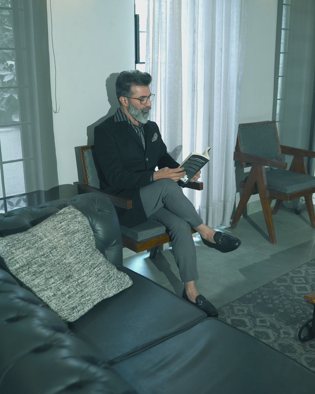 Byron - Men's Black Pebble Grain Leather Loafer video