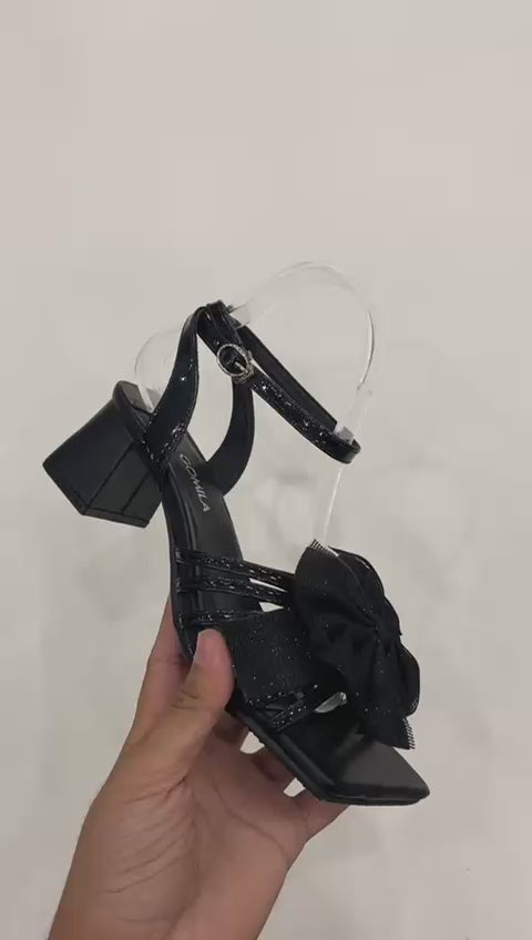Elnivaa video