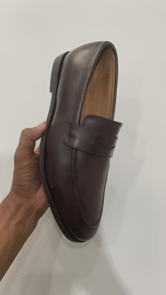 Loafer video