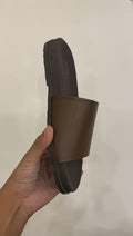 Slipper video