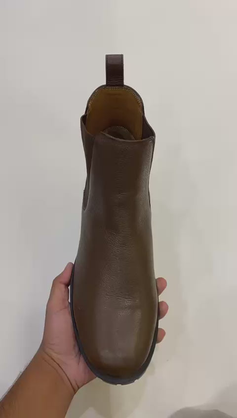 Chelsea Boot video