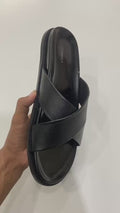 Slipper video