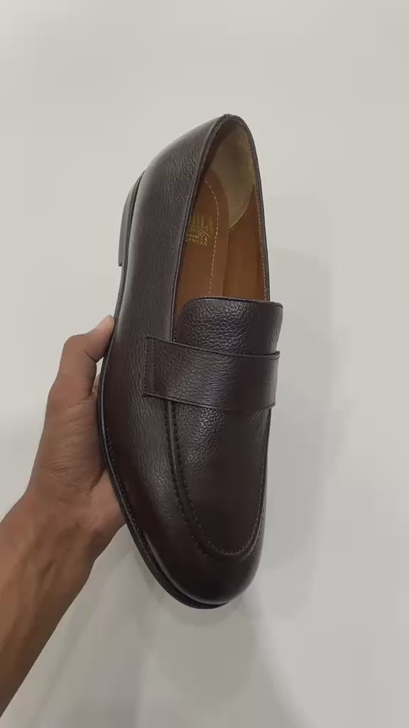 Loafer video