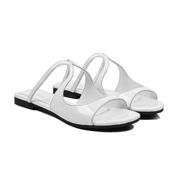 Fyna - Women's High Shine White Slipper