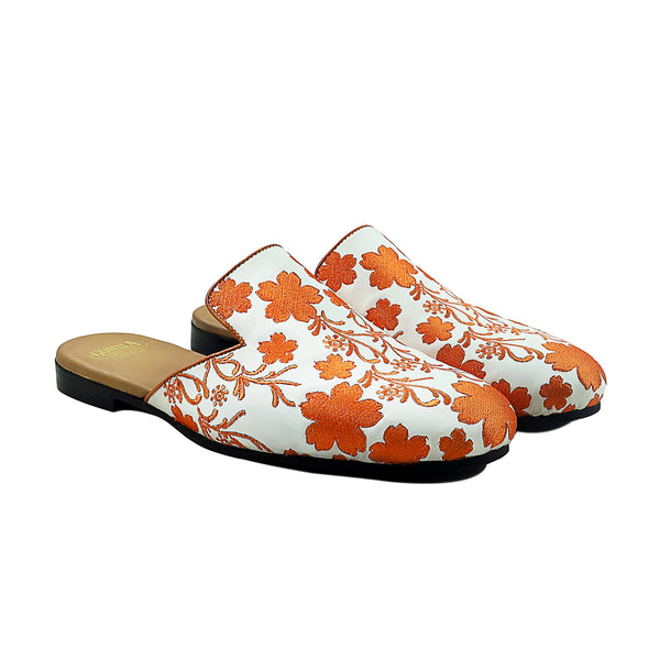 Cason - Men's White Calf Leather And Tan Embroidery Slipper