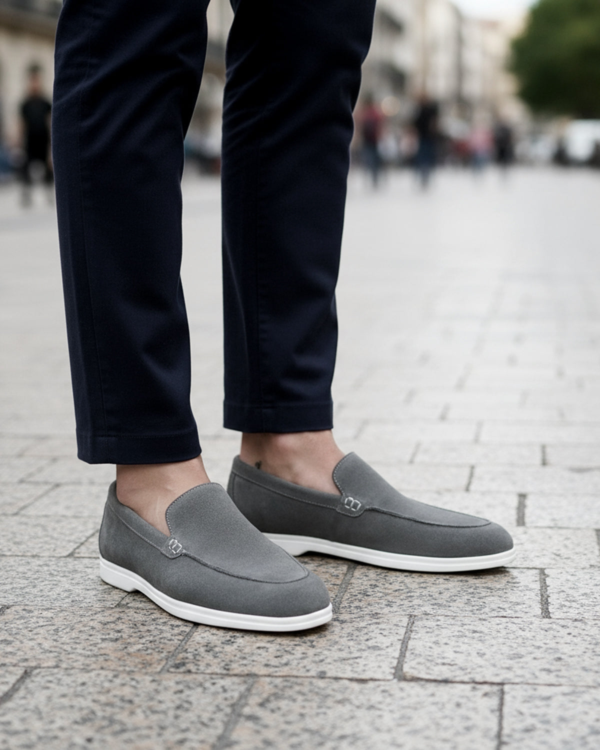 Crest - Men's Charcoal Grey Suede Loafer